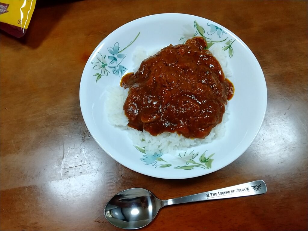 どんな高級炊飯器でも実現不能! 家庭にあるものでできる ごはんの簡単 最高の保存方法! カレーがおすすめ